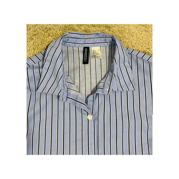 H & M Striped Cropped Long Sleeve Shirt - Picture 8 of 9